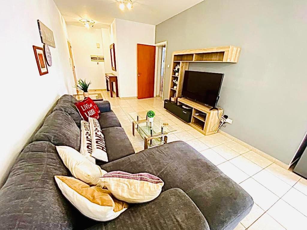 Mackenzie Apartment 301 ลาร์นาคา ภายนอก รูปภาพ