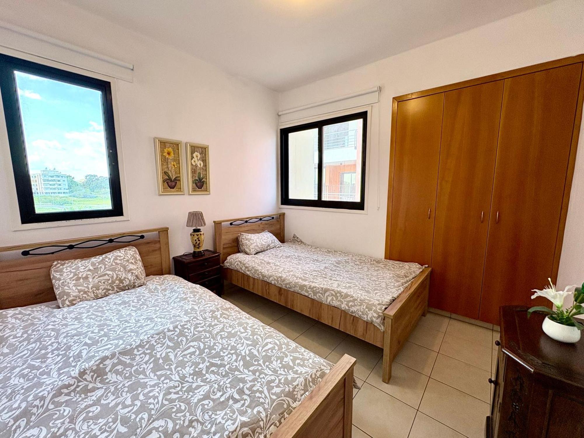 Mackenzie Apartment 301 ลาร์นาคา ภายนอก รูปภาพ